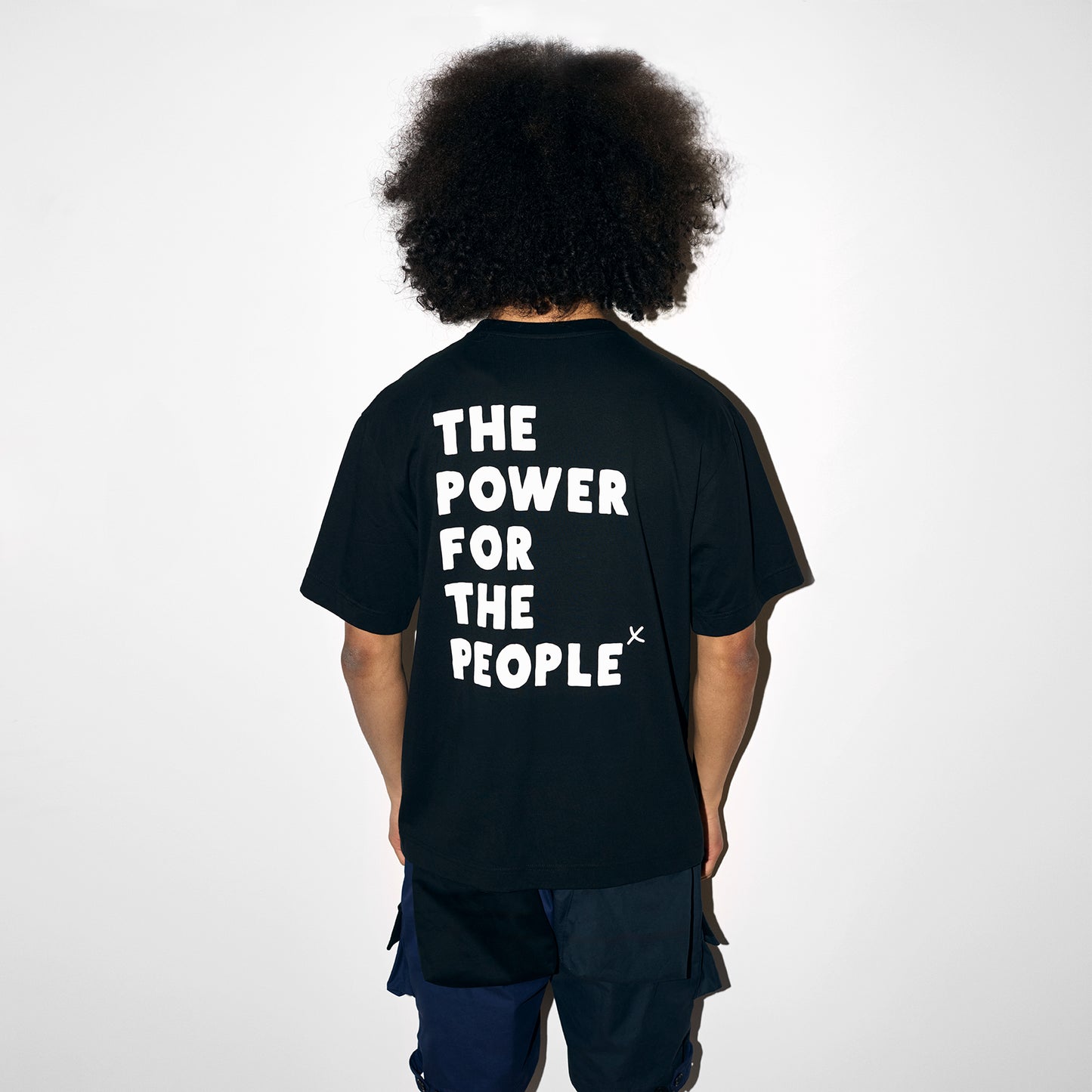 BOBBY BLACK / WHITE T-SHIRT
